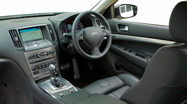 Infiniti G37x interior proper