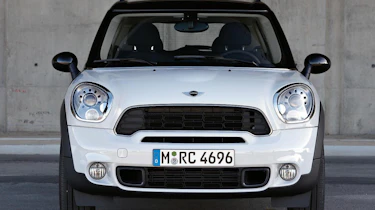 Mini Countryman nose