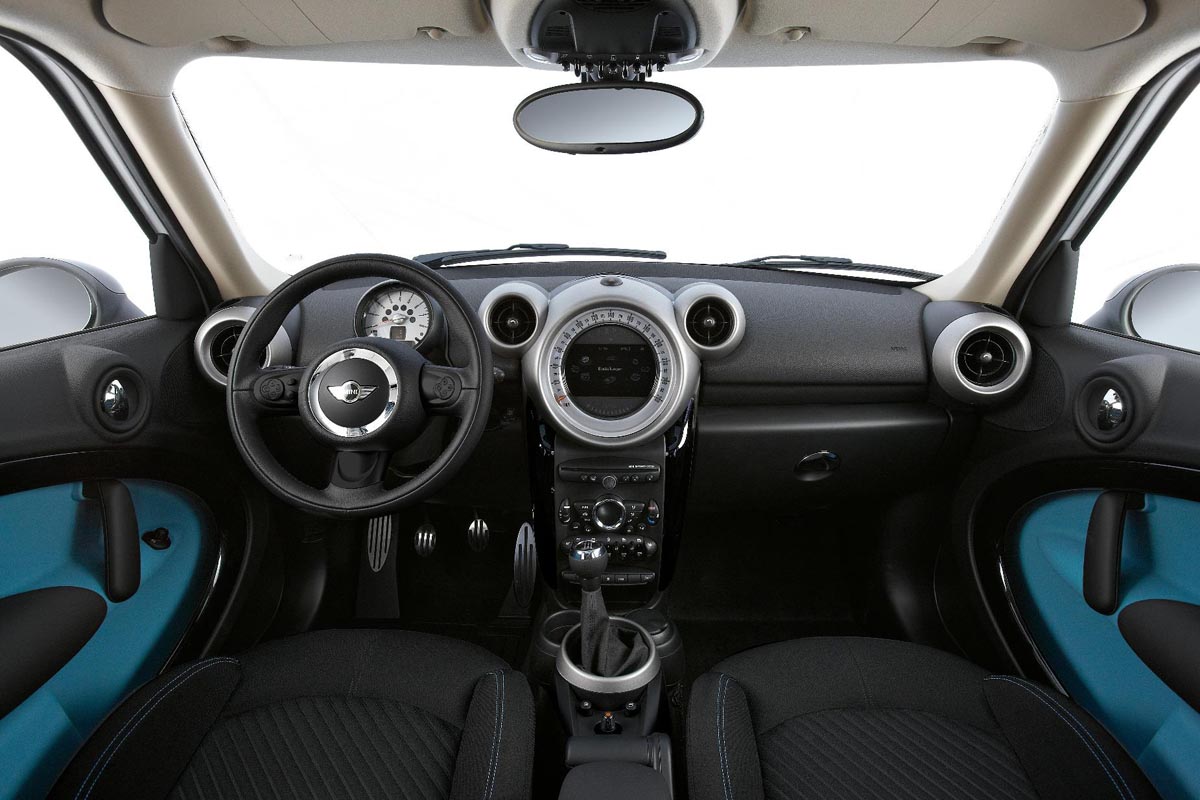 Mini Countryman dash