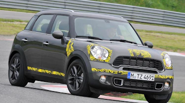 Mini Countryman front corner