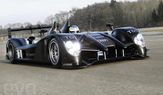 Audi R15