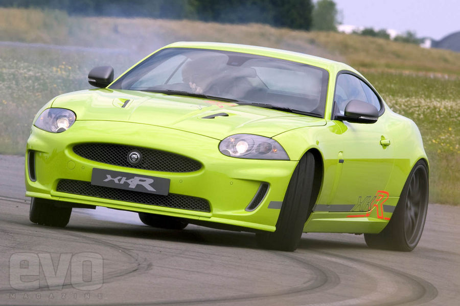 jaguar XKR skid
