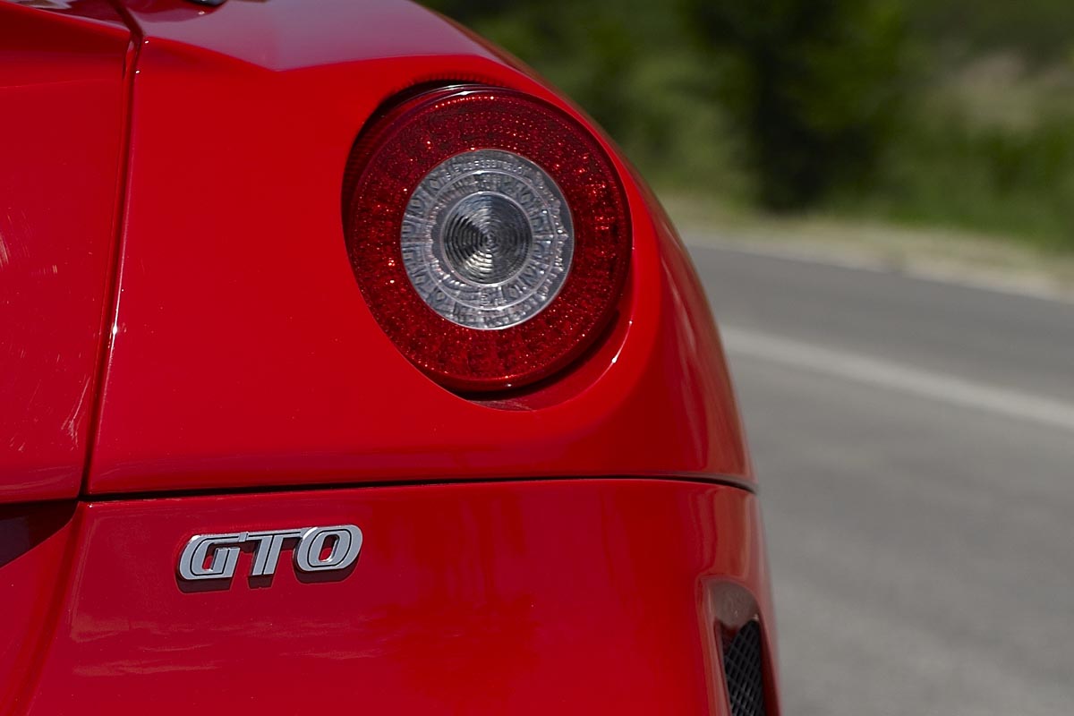 Ferrari 599 GTO badge