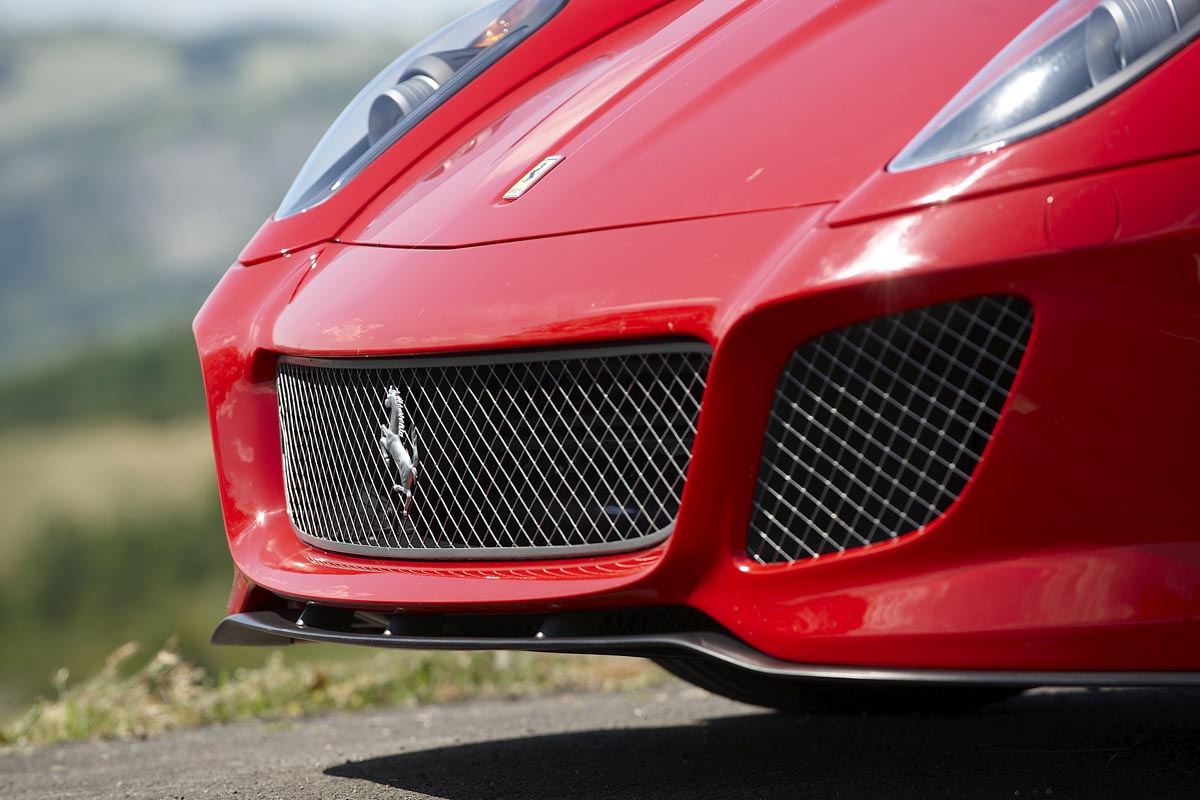Ferrari 599 GTO chin spoiler