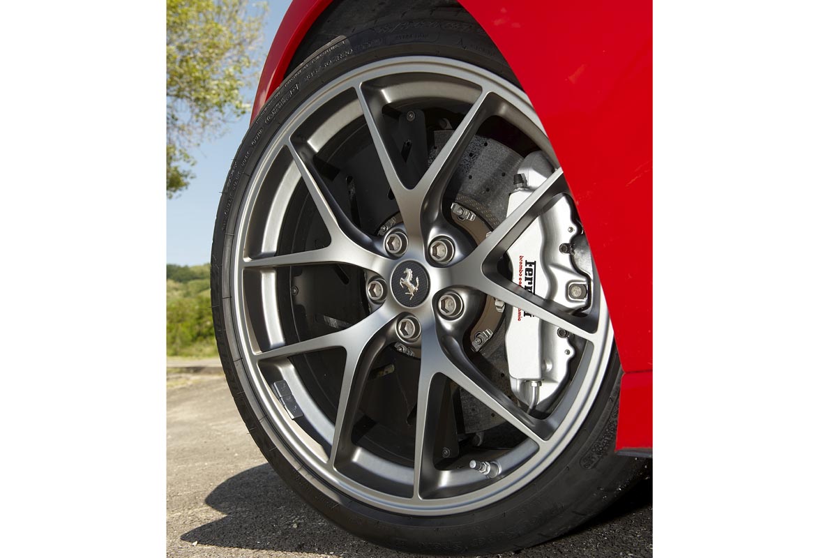 Ferrari 599 GTO wheel