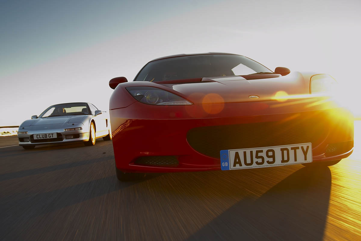 Honda NSX v Lotus Evora
