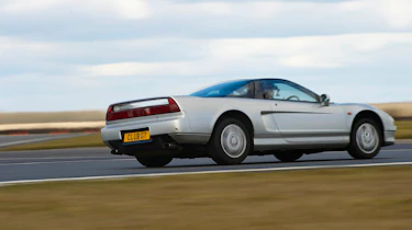 Honda NSX v Lotus Evora