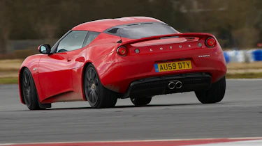 Honda NSX v Lotus Evora