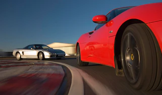 Honda NSX v Lotus Evora