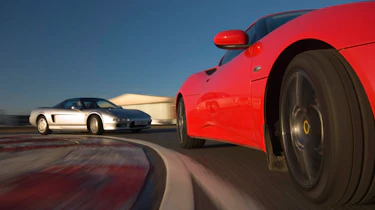 Honda NSX v Lotus Evora