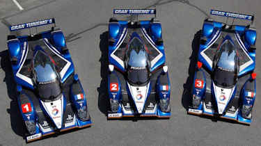 Peugeot 908 HDi FAP Le Mans overhead