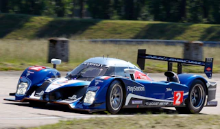 Peugeot 908 HDi FAP Le Mans cornering