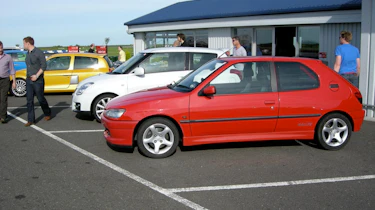 evo dunlop track competition pitlane