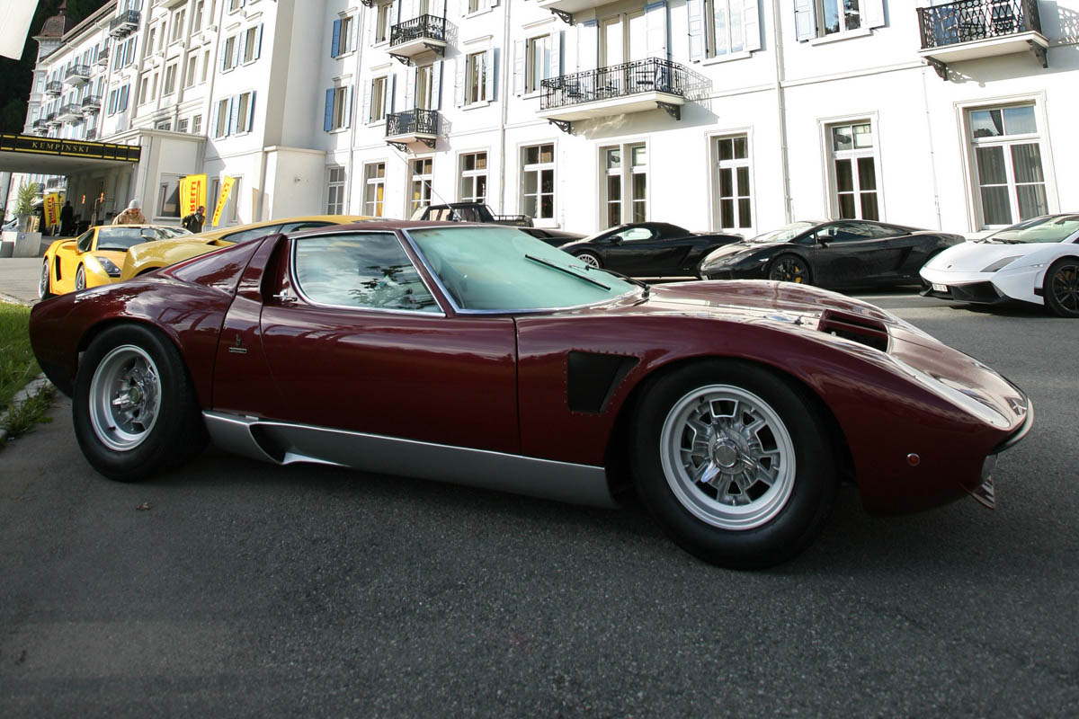 Lamborghini supercar road trip