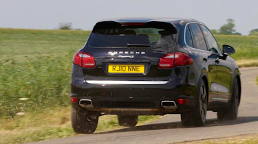 Porsche Cayenne Hybrid loaded rear corner