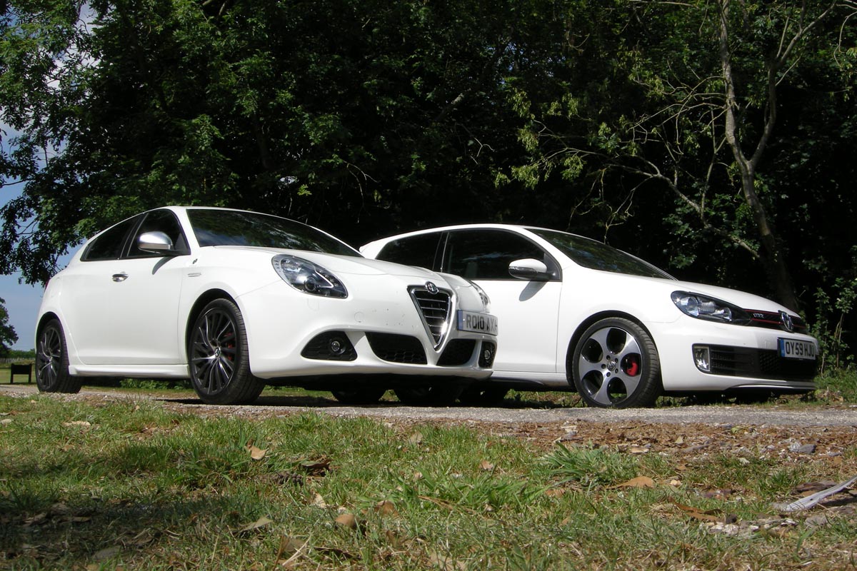 Alfa Giulietta group test twin