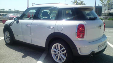 Mini Countryman rear