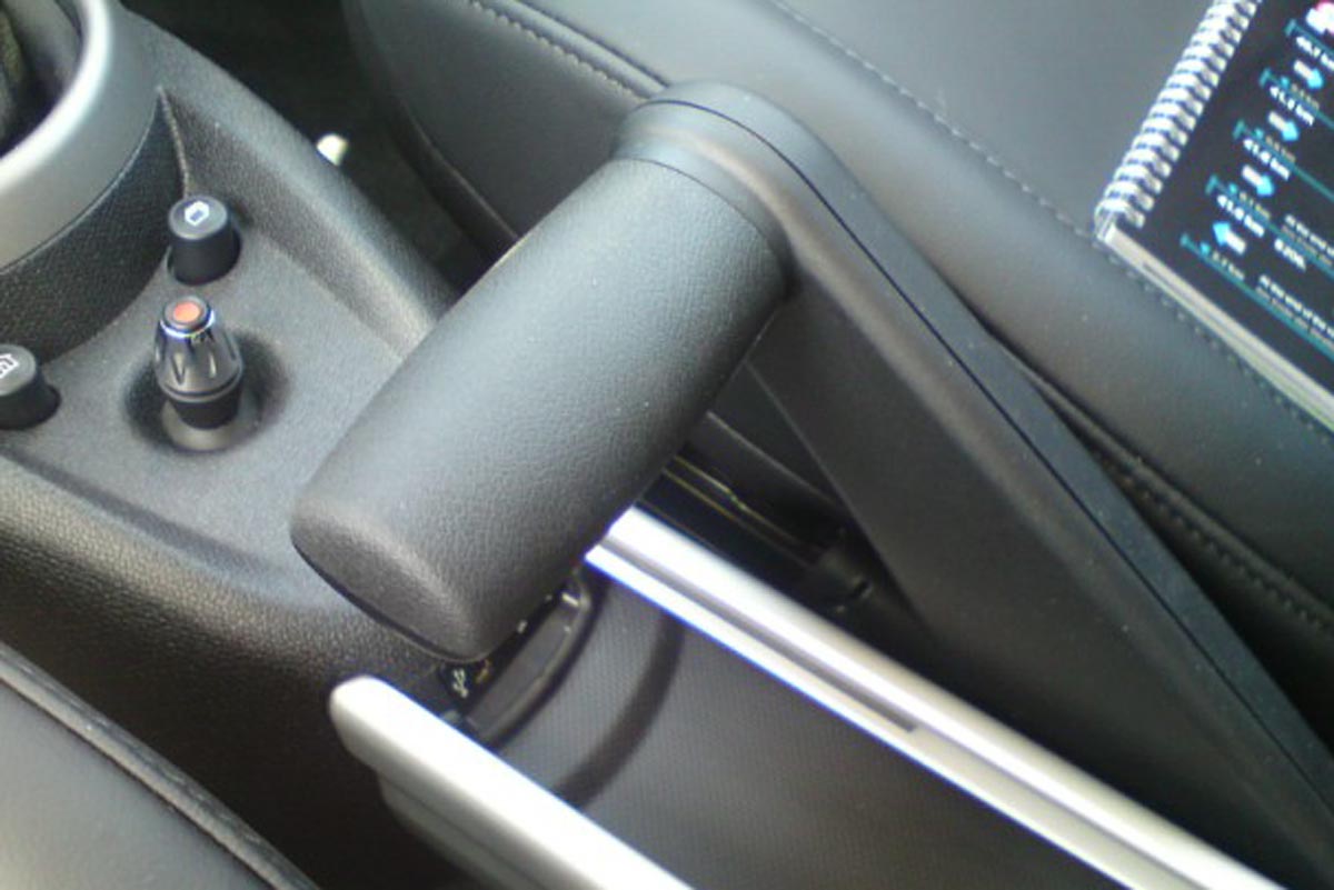 Mini Countryman handbrake