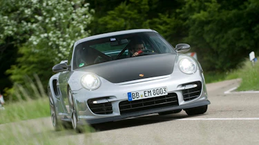 Porsche 911 GT2 RS front corner