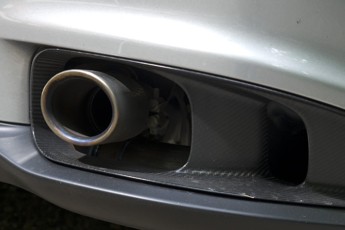 Porsche 911 GT2 RS exhaust