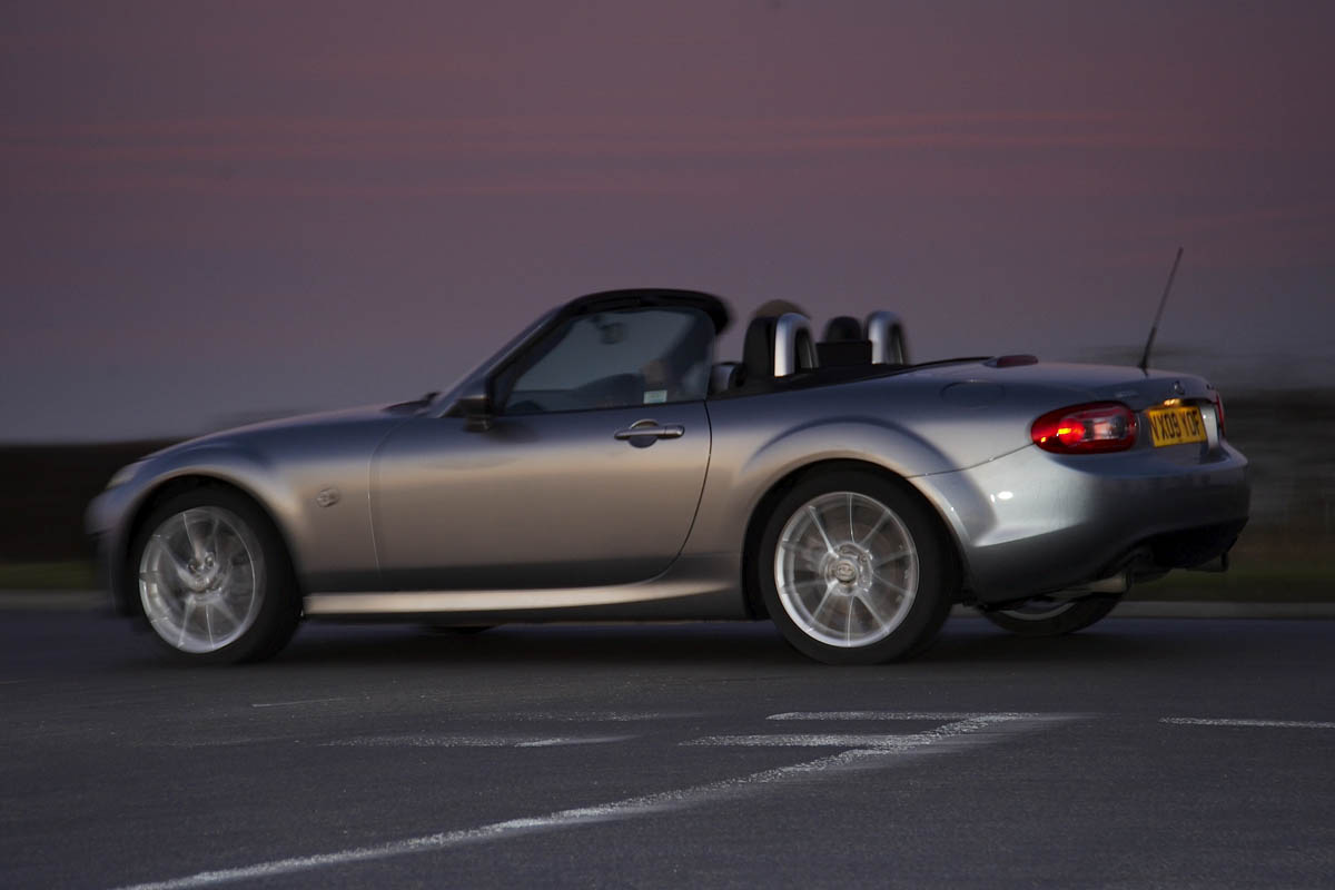 Mazda MX-5 2.0i Sport Tech roadster
