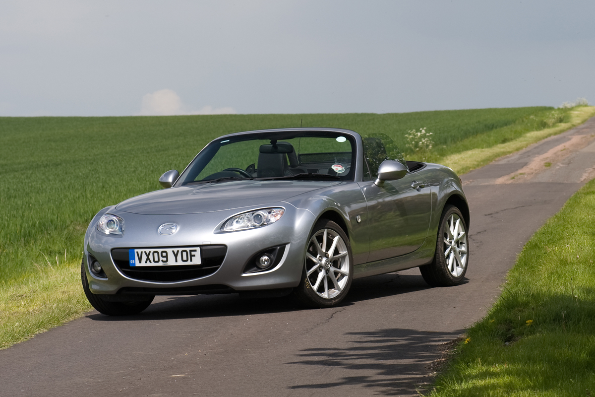 Mazda MX-5 2.0i Sport Tech roadster