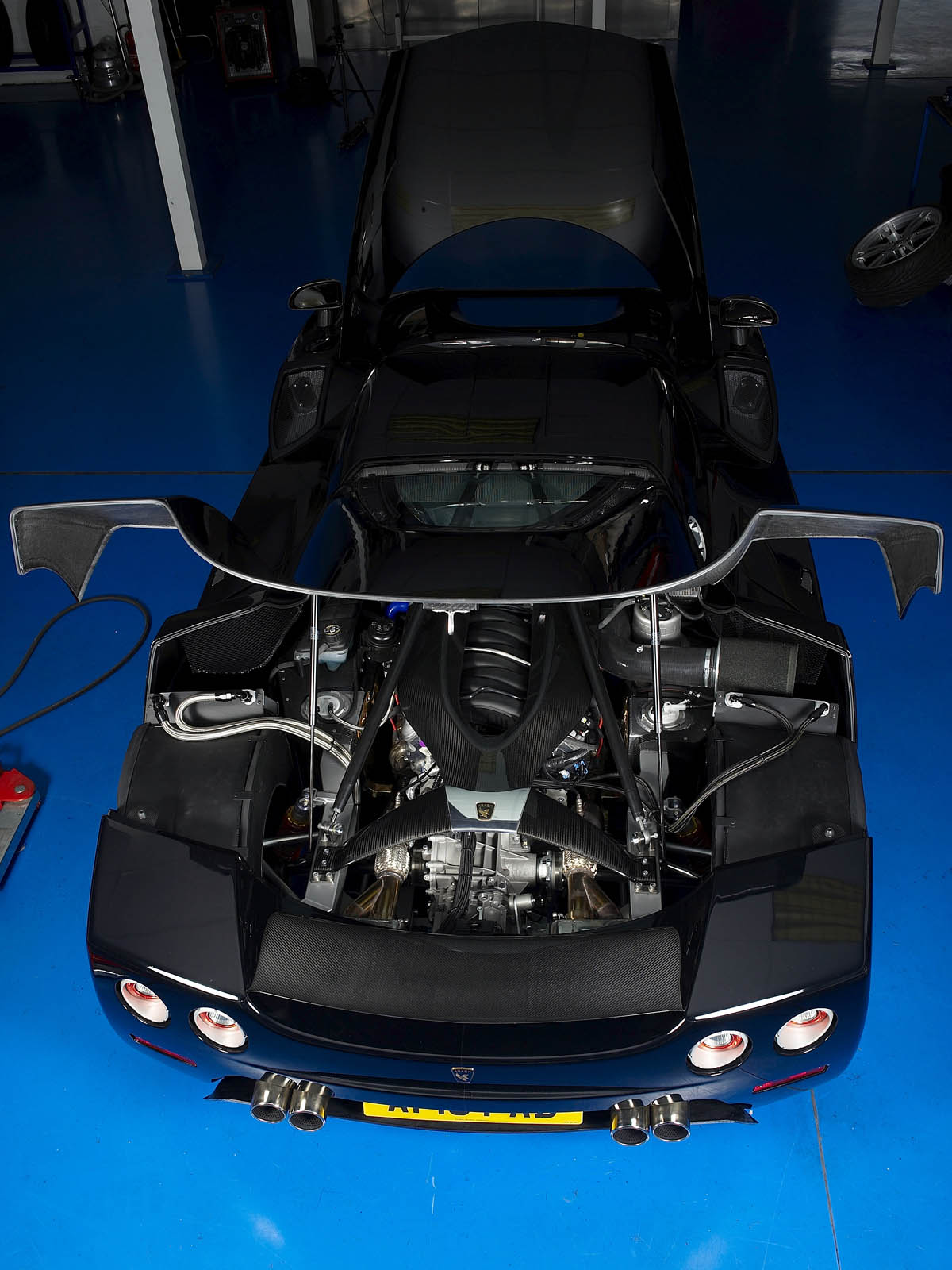 Arash AF-10 supercar