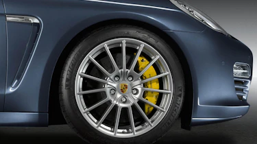 Porsche Panamera alloys