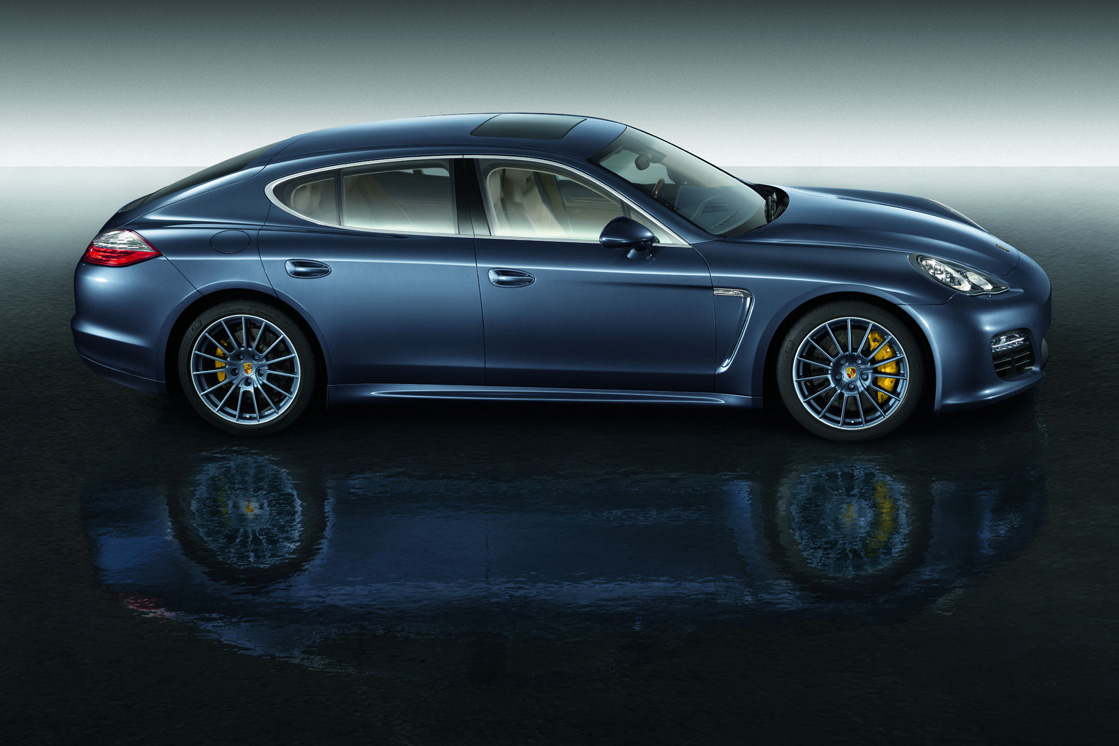 Porsche Panamera 4S