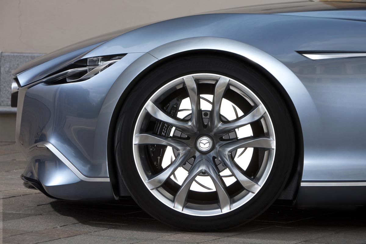 Mazda Shinari concept car at Milan wheel