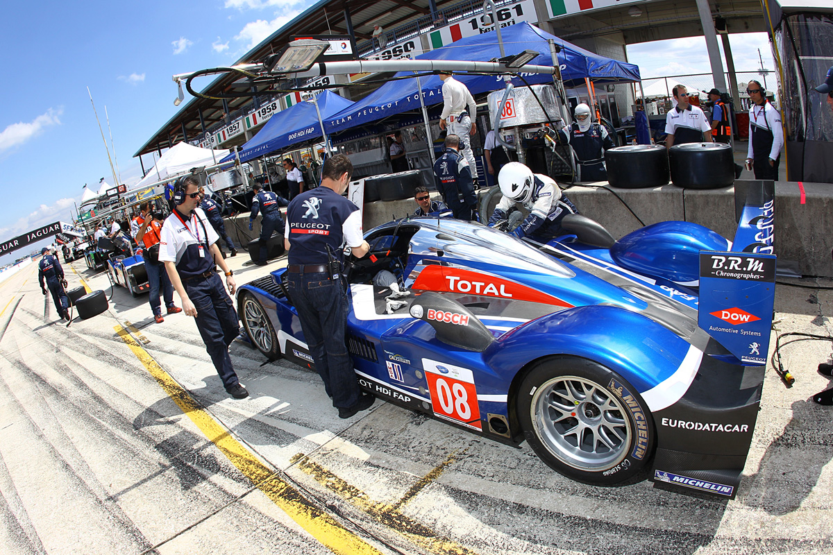 Anthony Davidson Peugeot 908