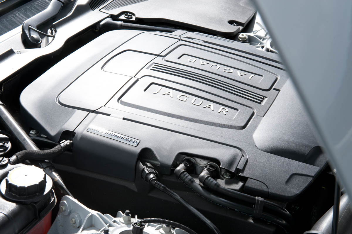Jaguar XKR