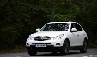 Infiniti EX30d