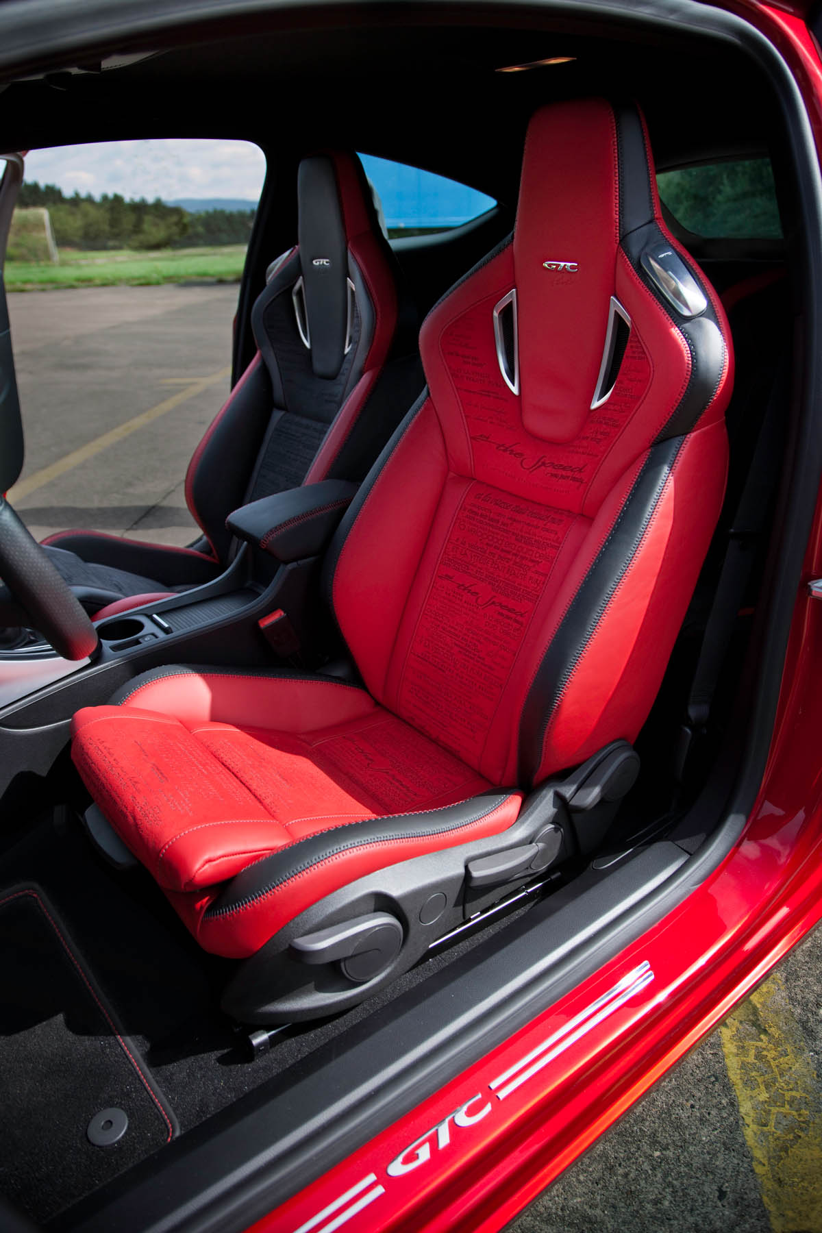 Vauxhall Astra GTC concept