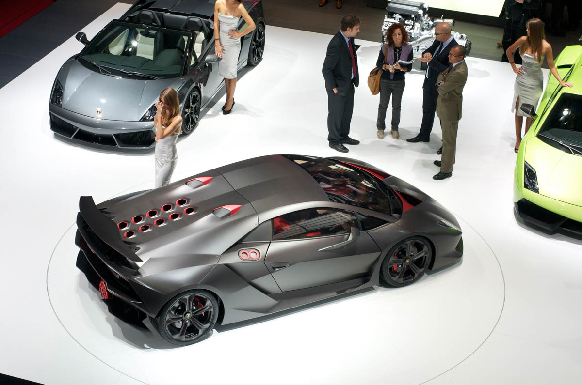 Lamborghini Sesto Elemento carbonfibre supercar