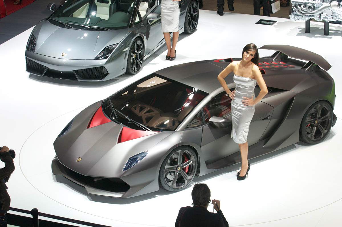 Lamborghini Sesto Elemento carbonfibre supercar
