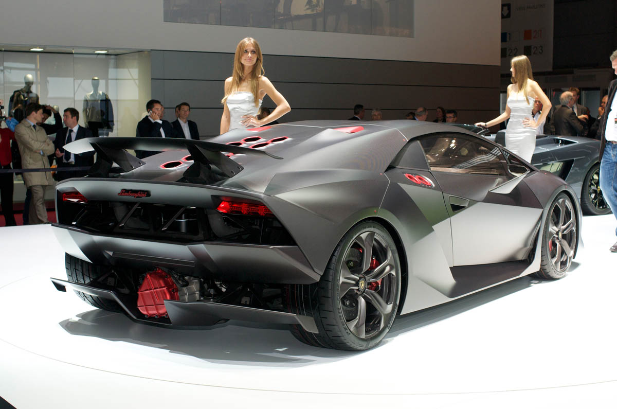 Lamborghini Sesto Elemento carbonfibre supercar