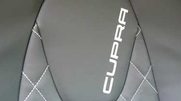 SEAT Leon Cupra