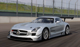 Mercedes-Benz SLS AMG GT3 racing car track video