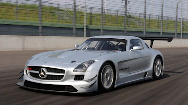 Mercedes-Benz SLS AMG GT3 racing car track video