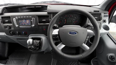 Ford Transit 2.2 TDCi Sportvan interior dashboard