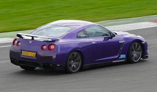 Nissan GT-R