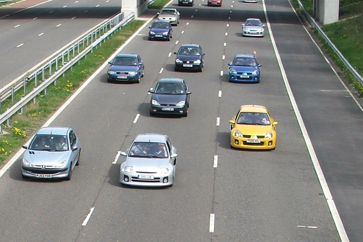 Renault Clio V6 255