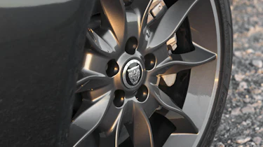 Jaguar XF Black Pack edition