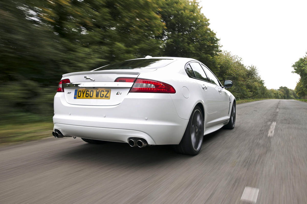 Jaguar XF Black Pack edition