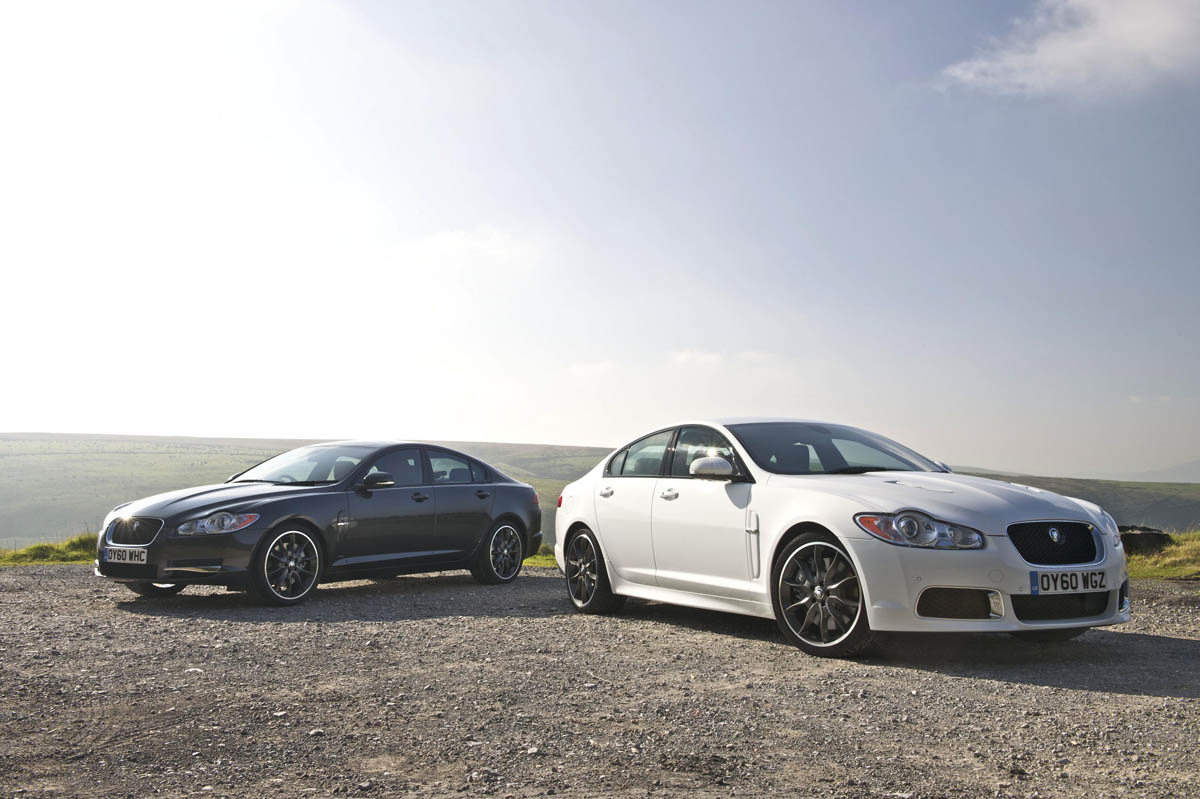 Jaguar XF Black Pack edition