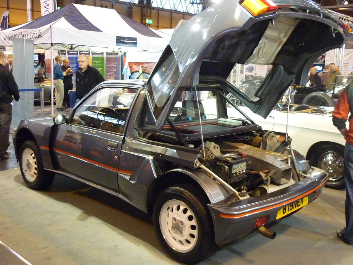 Peugeot 205 T16