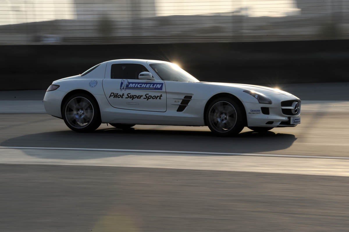 Mercedes SLS AMG