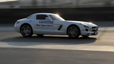 Mercedes SLS AMG