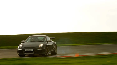 Formula 2 car v Porsche 911 GT3 RS